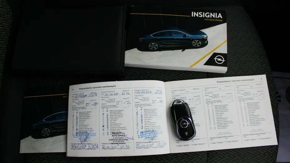 OPEL Insignia -