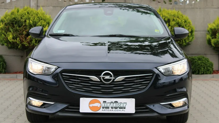 OPEL Insignia -