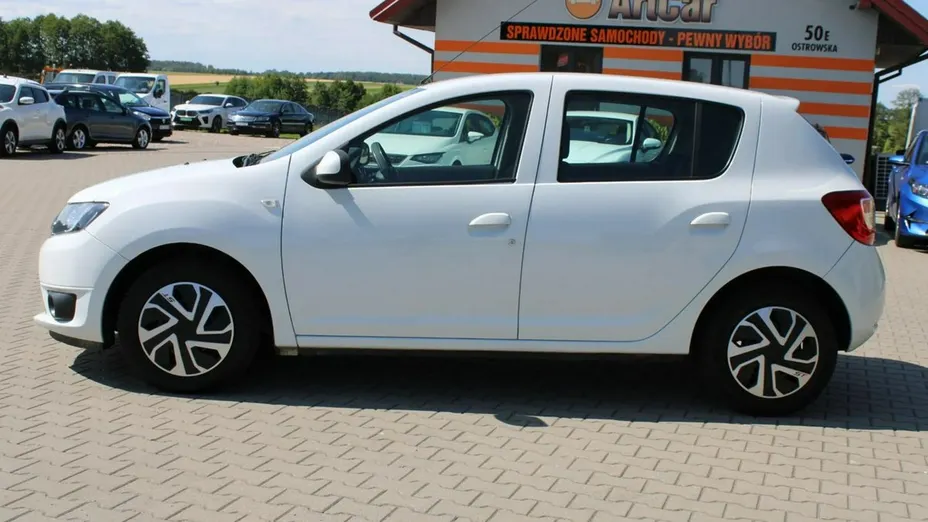 DACIA Sandero -