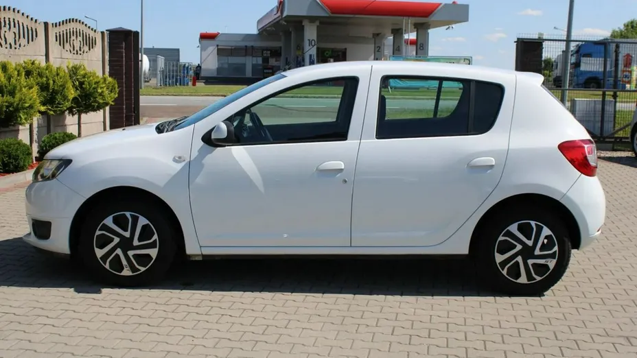 DACIA Sandero -