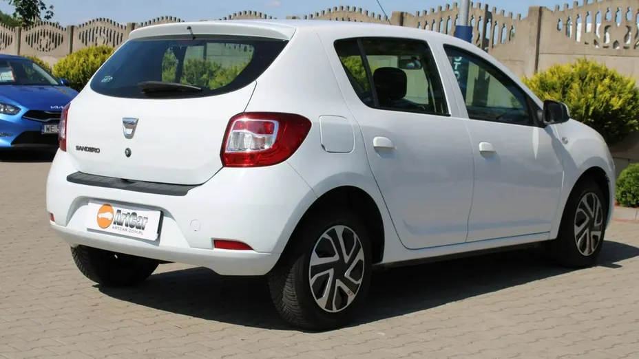 DACIA Sandero -