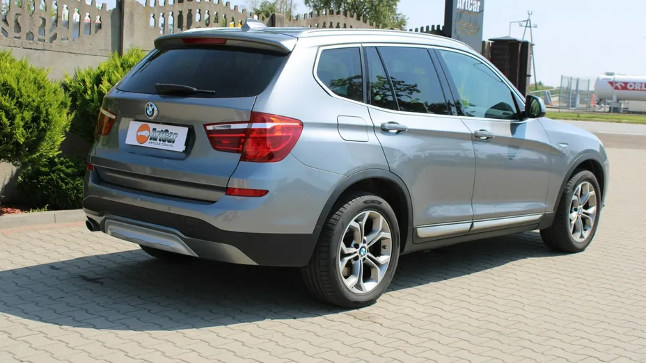 BMW X3 -