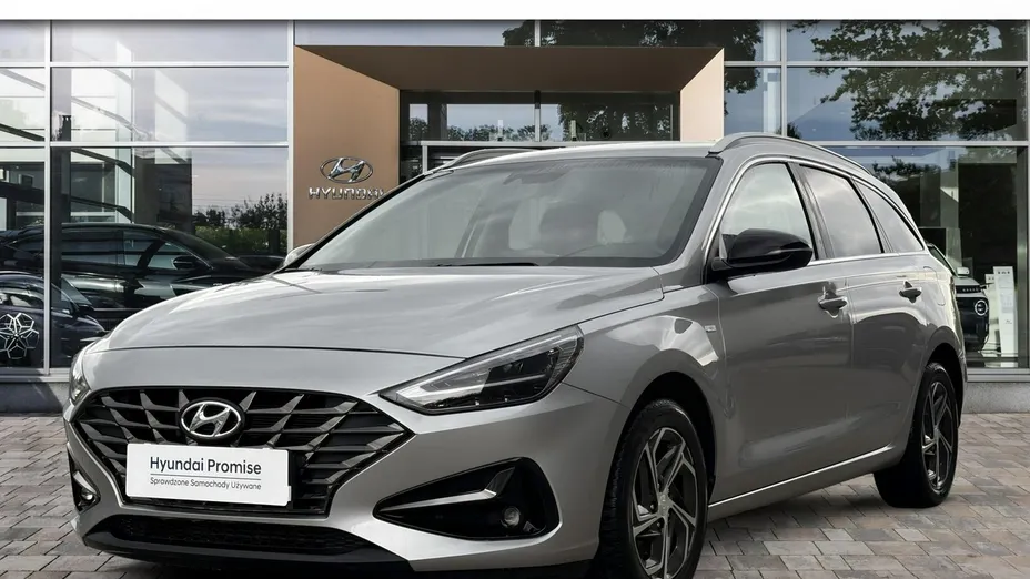 HYUNDAI i30 -