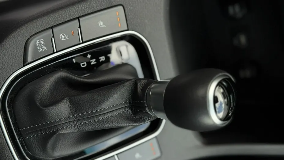 HYUNDAI i30 -