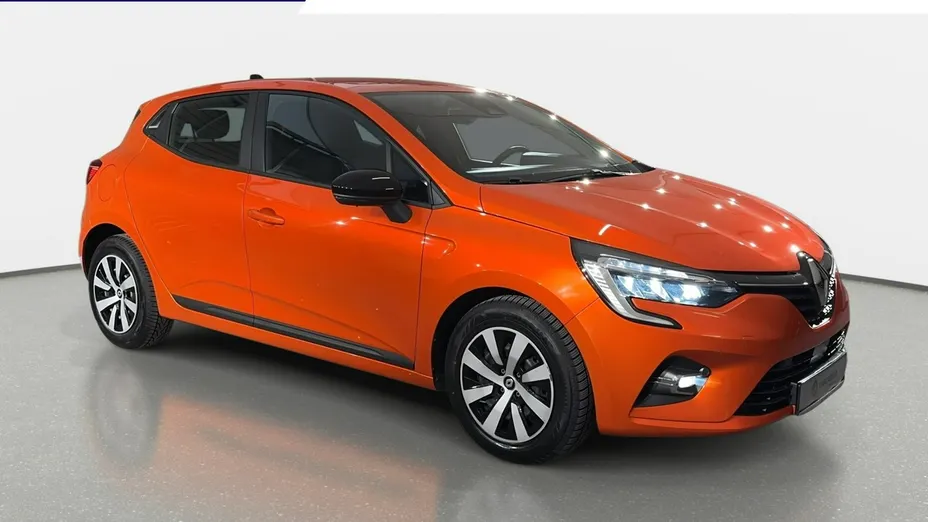 RENAULT Clio -