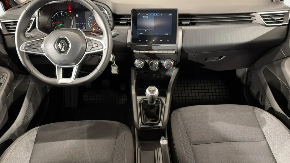 RENAULT Clio -