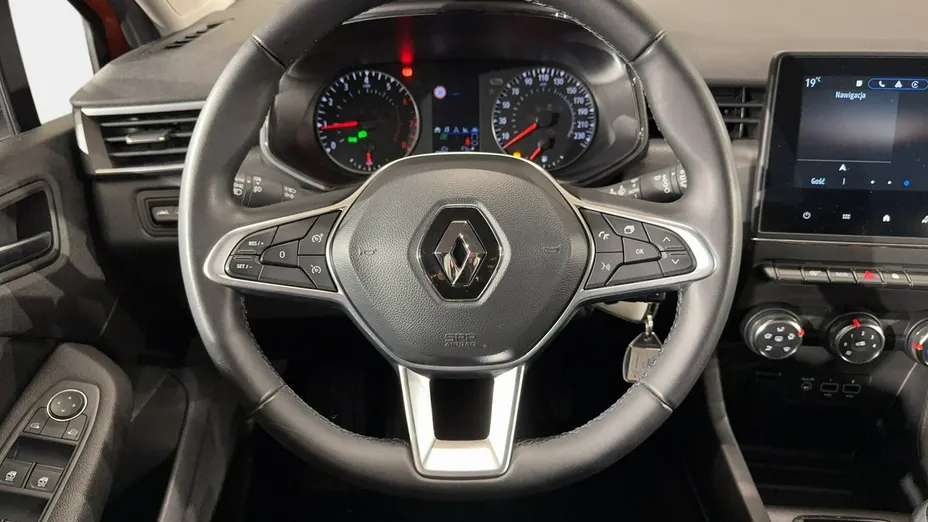 RENAULT Clio -
