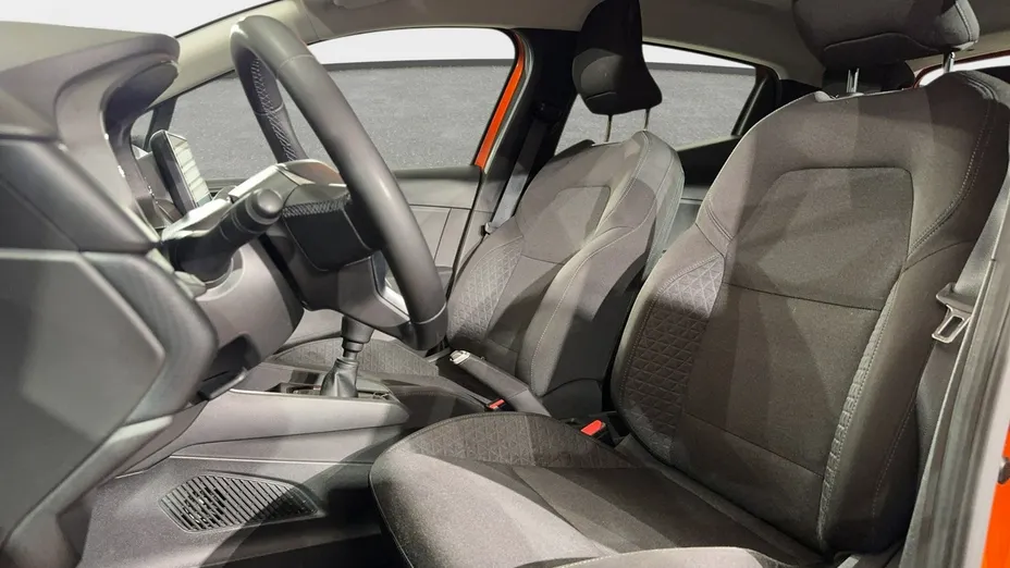 RENAULT Clio -
