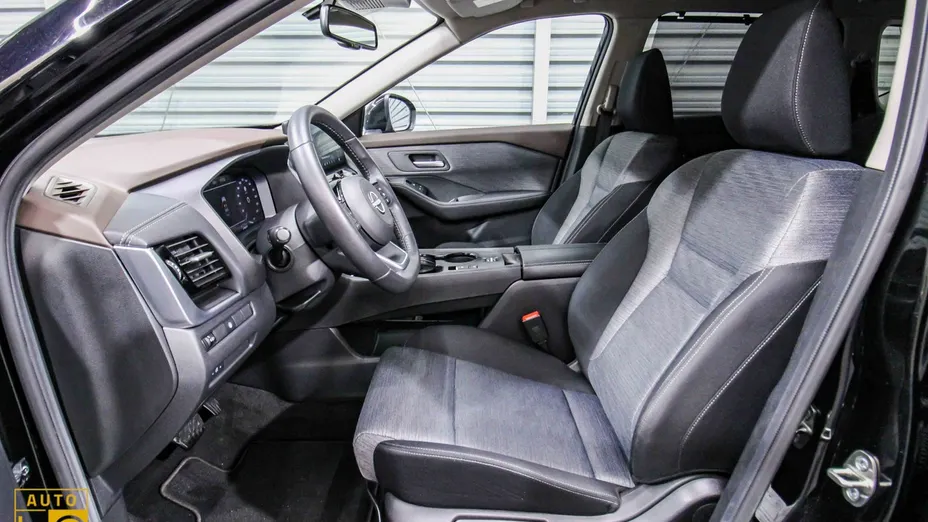NISSAN X-Trail -