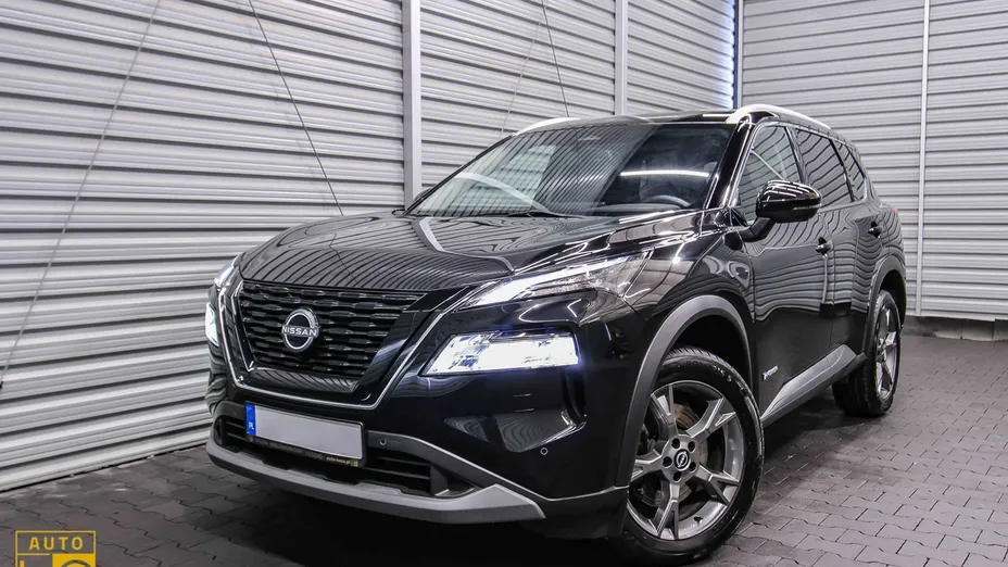 NISSAN X-Trail -