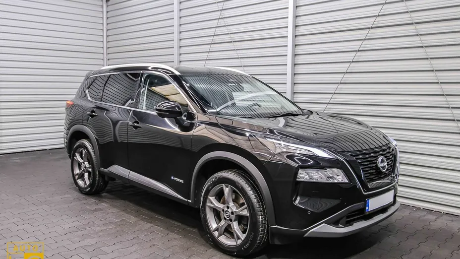 NISSAN X-Trail -