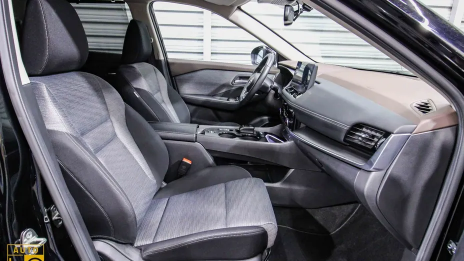 NISSAN X-Trail -