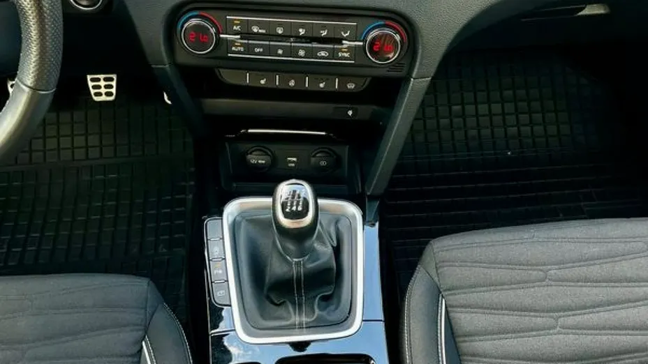 KIA ProCeed -