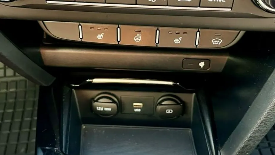 KIA ProCeed -