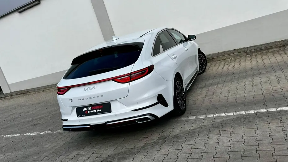 KIA ProCeed -