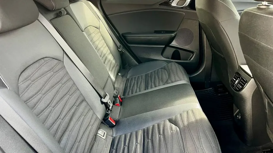 KIA ProCeed -
