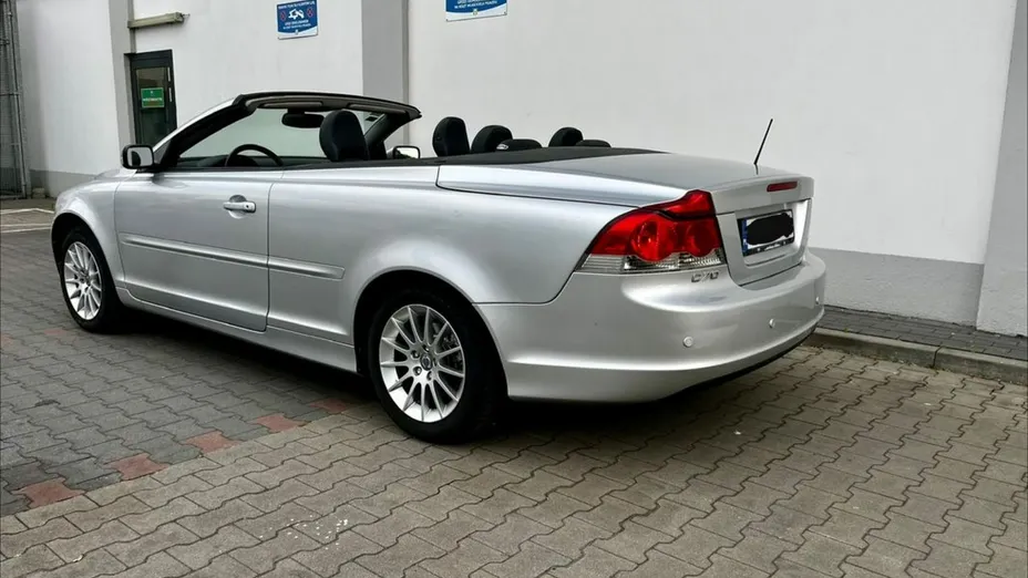VOLVO C70 -