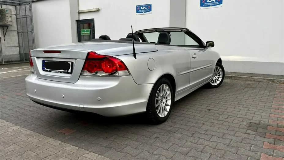 VOLVO C70 -
