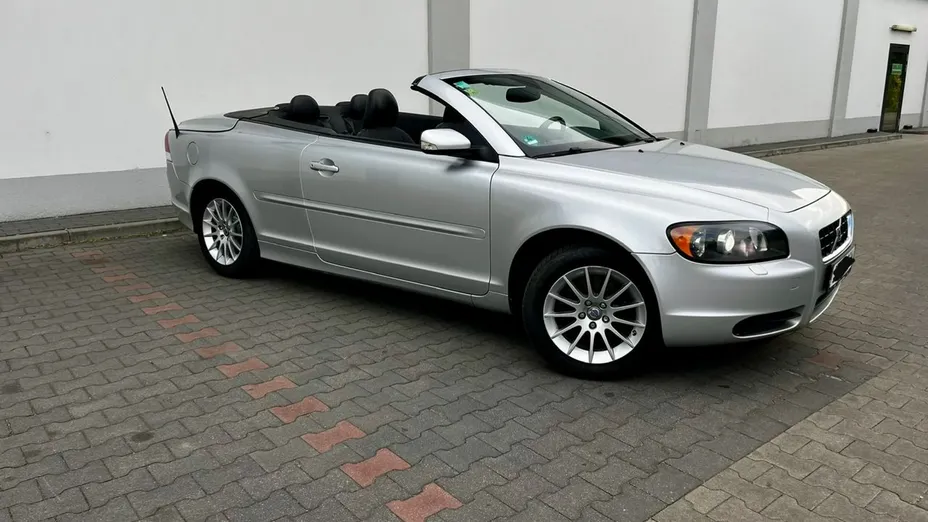 VOLVO C70 -