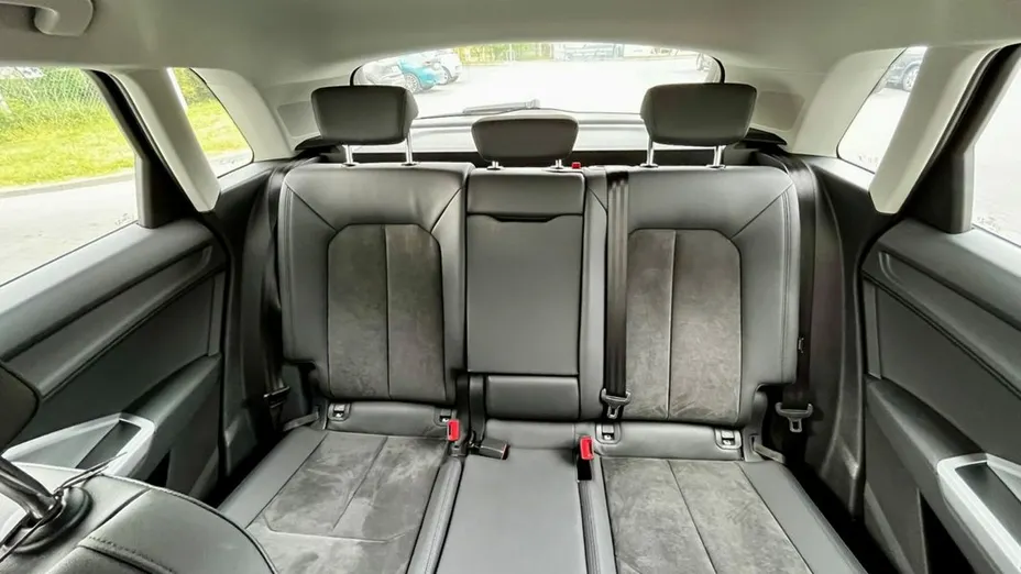AUDI Q3 -