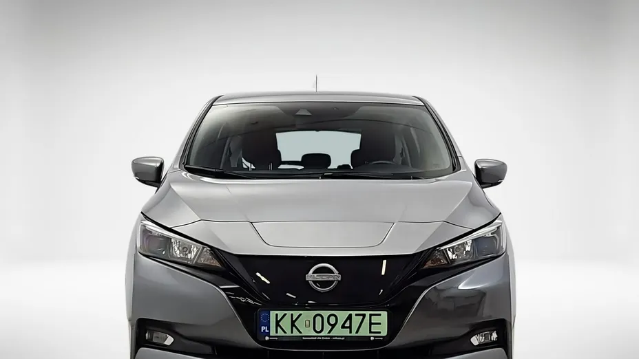 NISSAN Leaf -