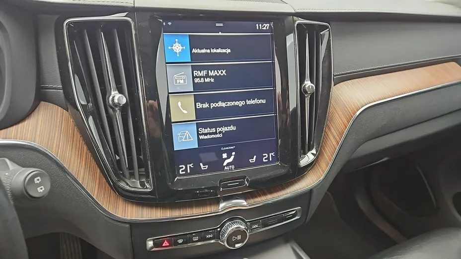 VOLVO XC60 -