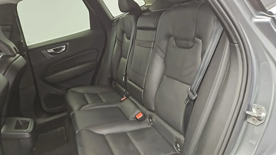 VOLVO XC60 -
