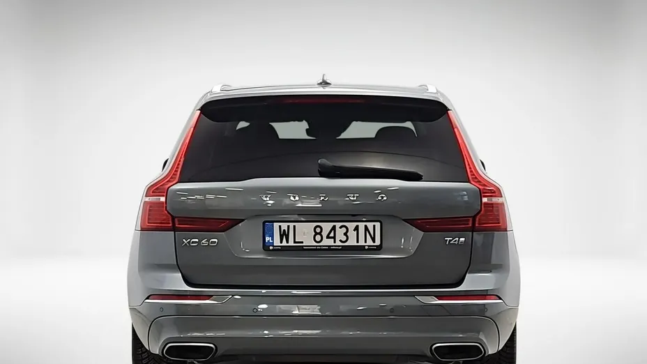 VOLVO XC60 -