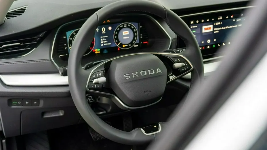 SKODA Octavia -