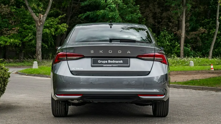 SKODA Octavia -