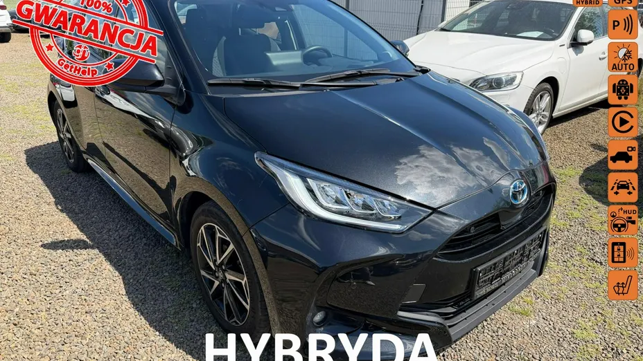 TOYOTA Yaris -