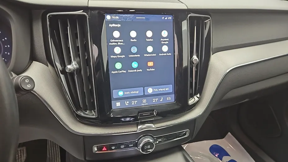VOLVO XC60 -