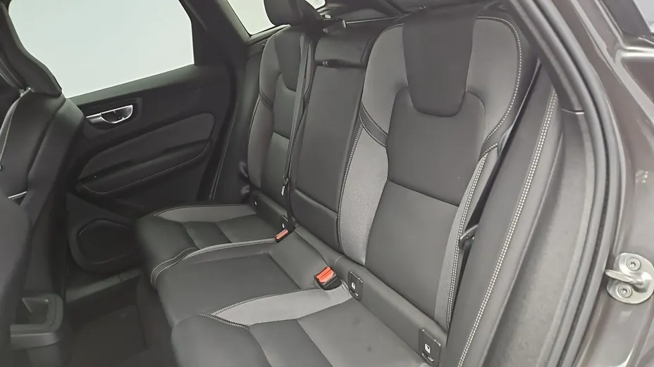 VOLVO XC60 -