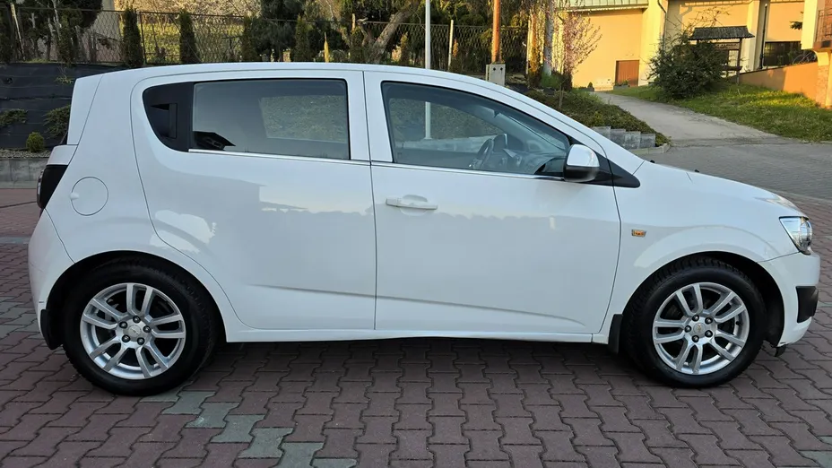 CHEVROLET Aveo -