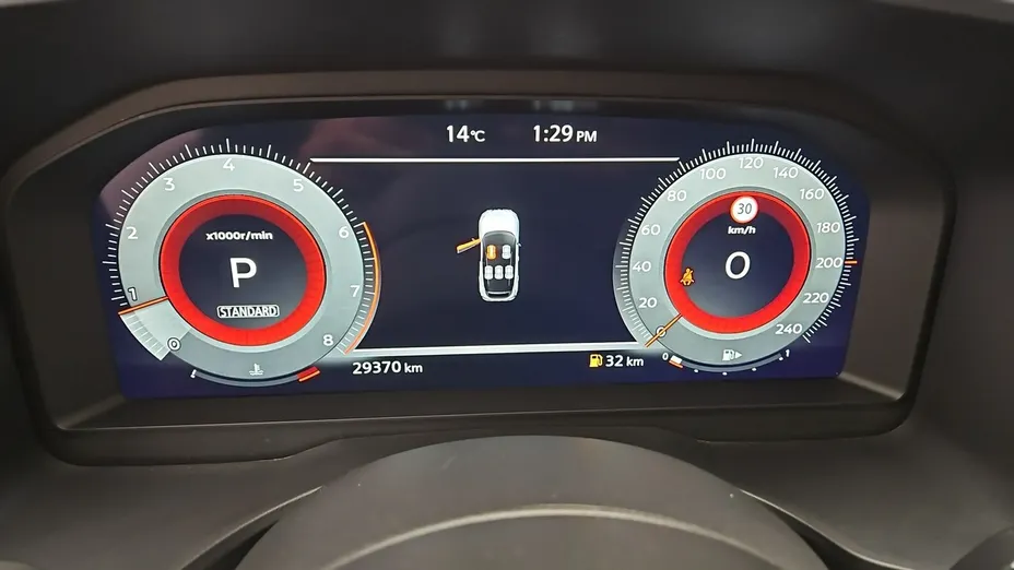 NISSAN Qashqai -