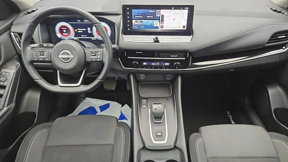 NISSAN Qashqai -
