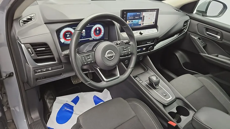 NISSAN Qashqai -