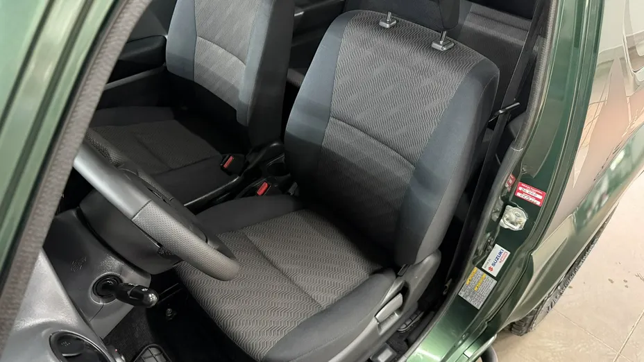 SUZUKI Jimny -