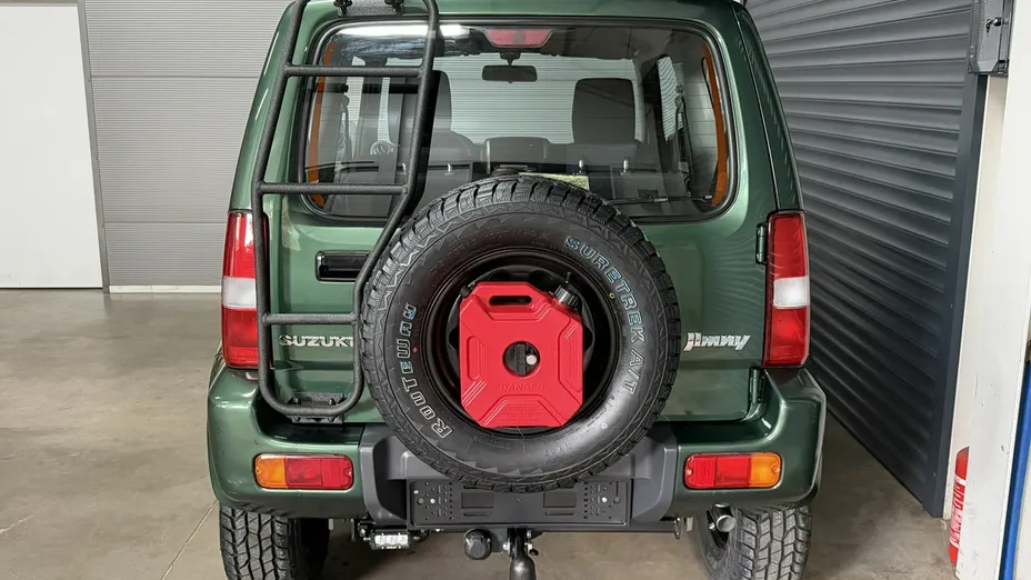 SUZUKI Jimny -