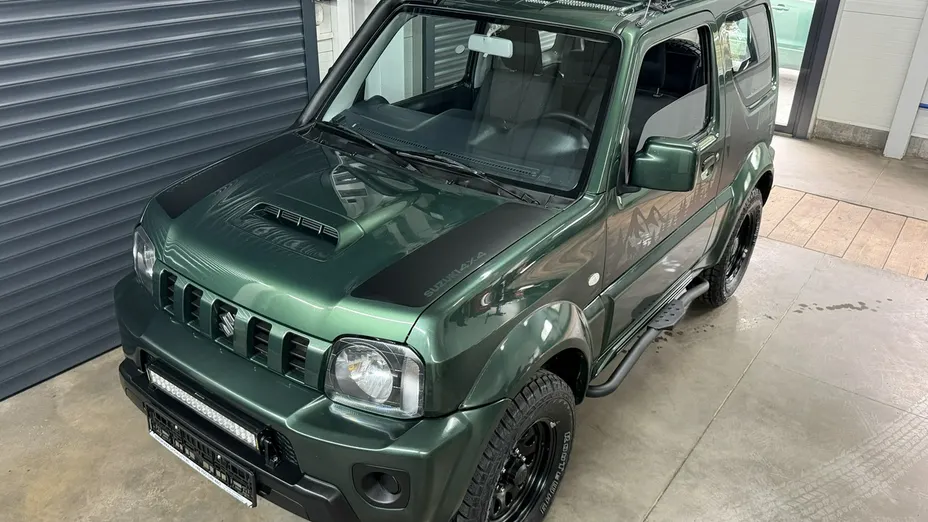 SUZUKI Jimny -