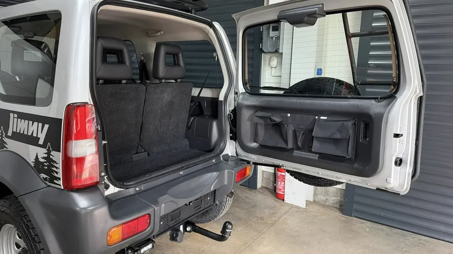 SUZUKI Jimny -