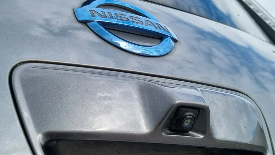 NISSAN Leaf -