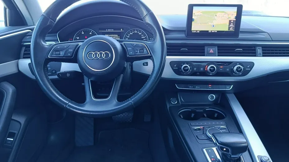 AUDI A4 -