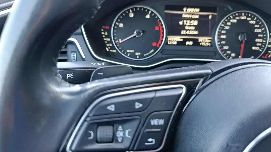 AUDI A4 -