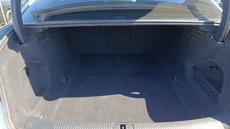 AUDI A4 -