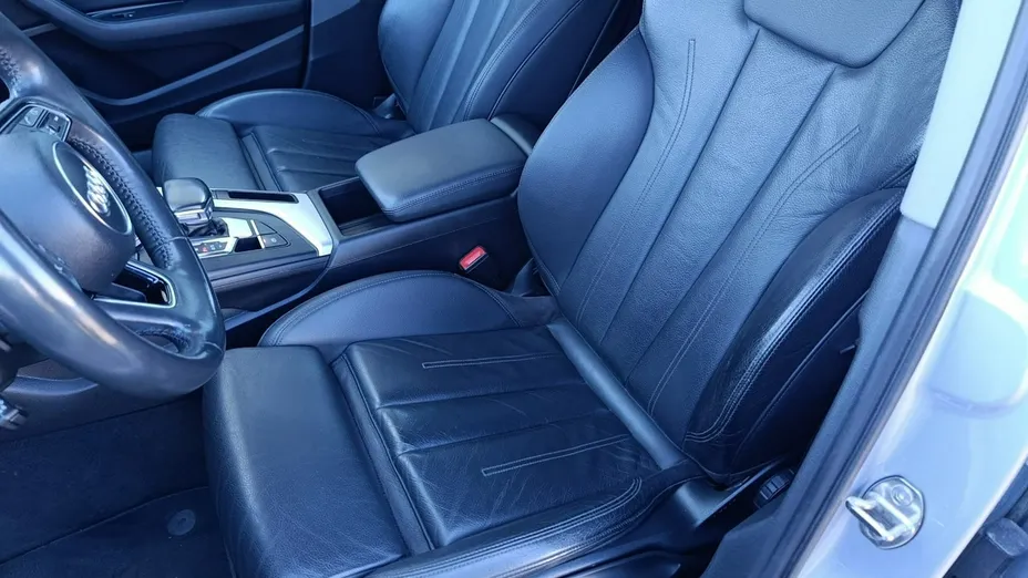AUDI A4 -