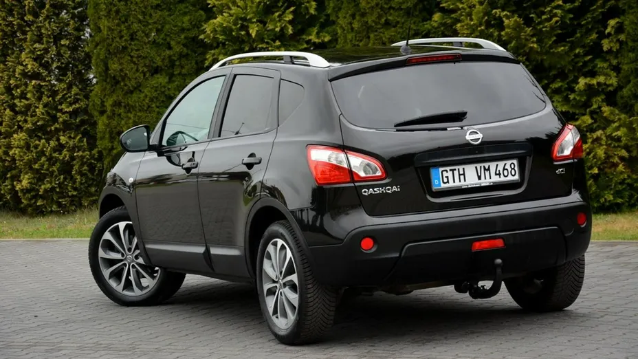 NISSAN Qashqai -