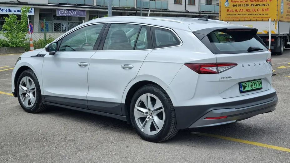 SKODA Enyaq -