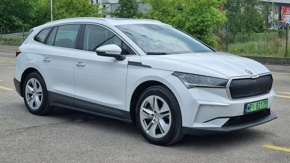 SKODA Enyaq -