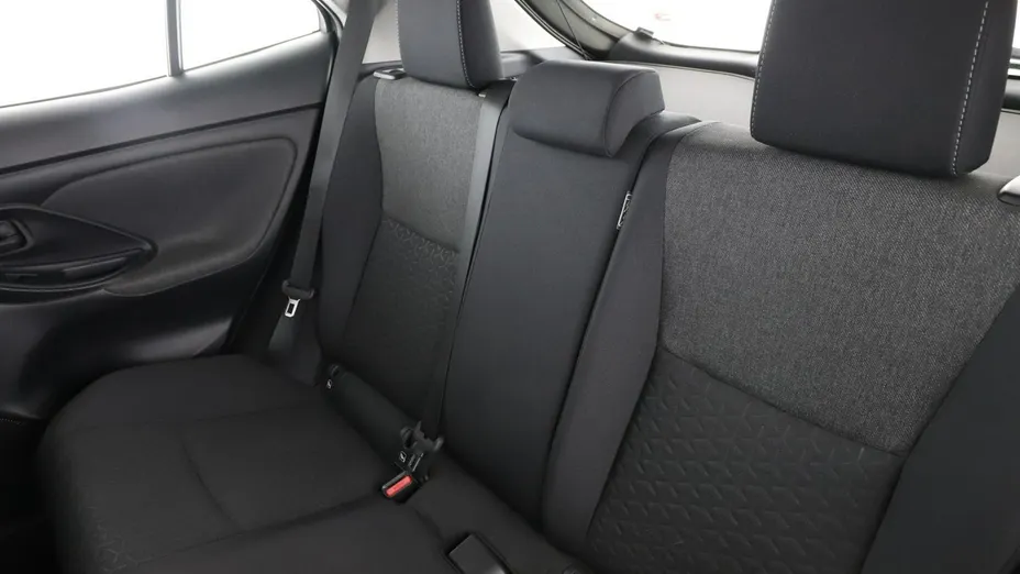 TOYOTA Yaris Cross -